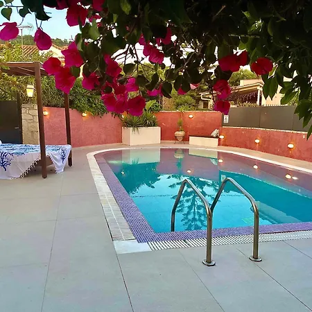 Neptune Family Villa