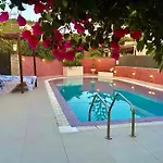 Neptune Family Villa