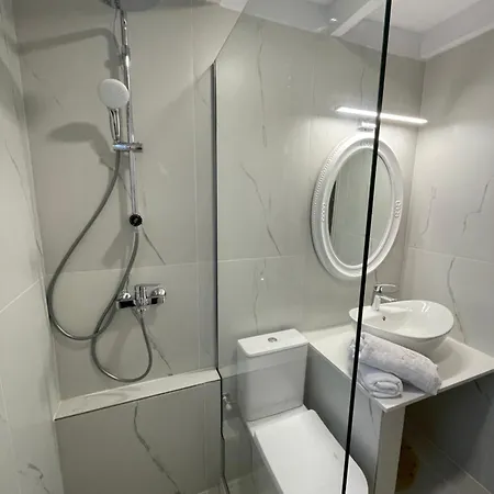 Neptune Family Gaitani