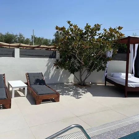 Neptune Family Villa *