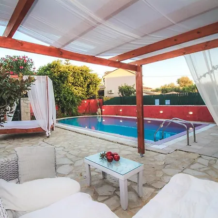 Neptune Family Villa Gaitani